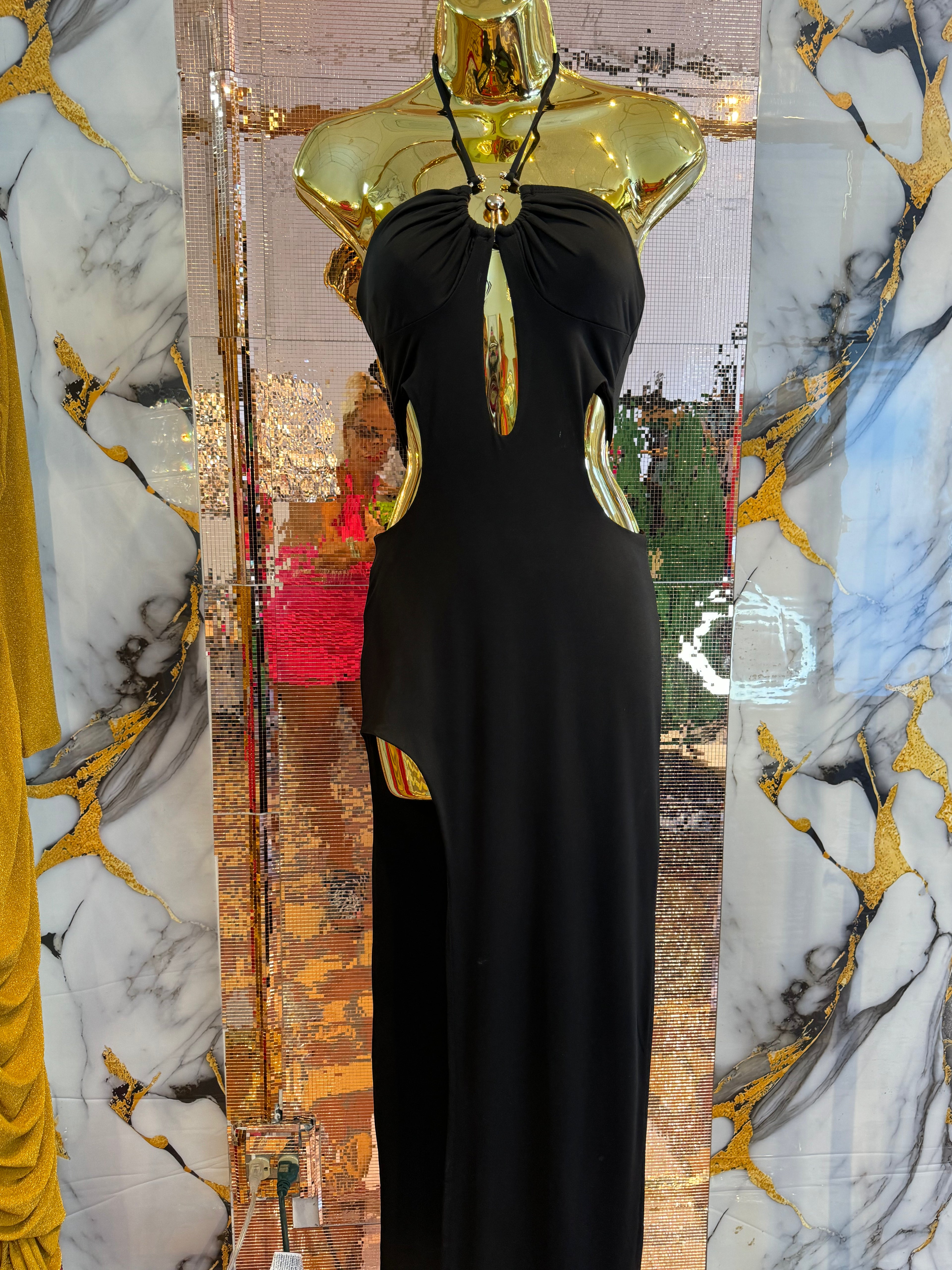 BLACK DRESS