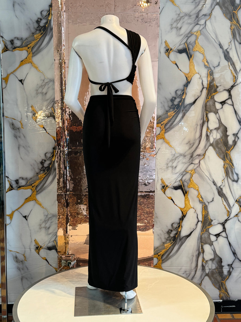 BLACK DRESS